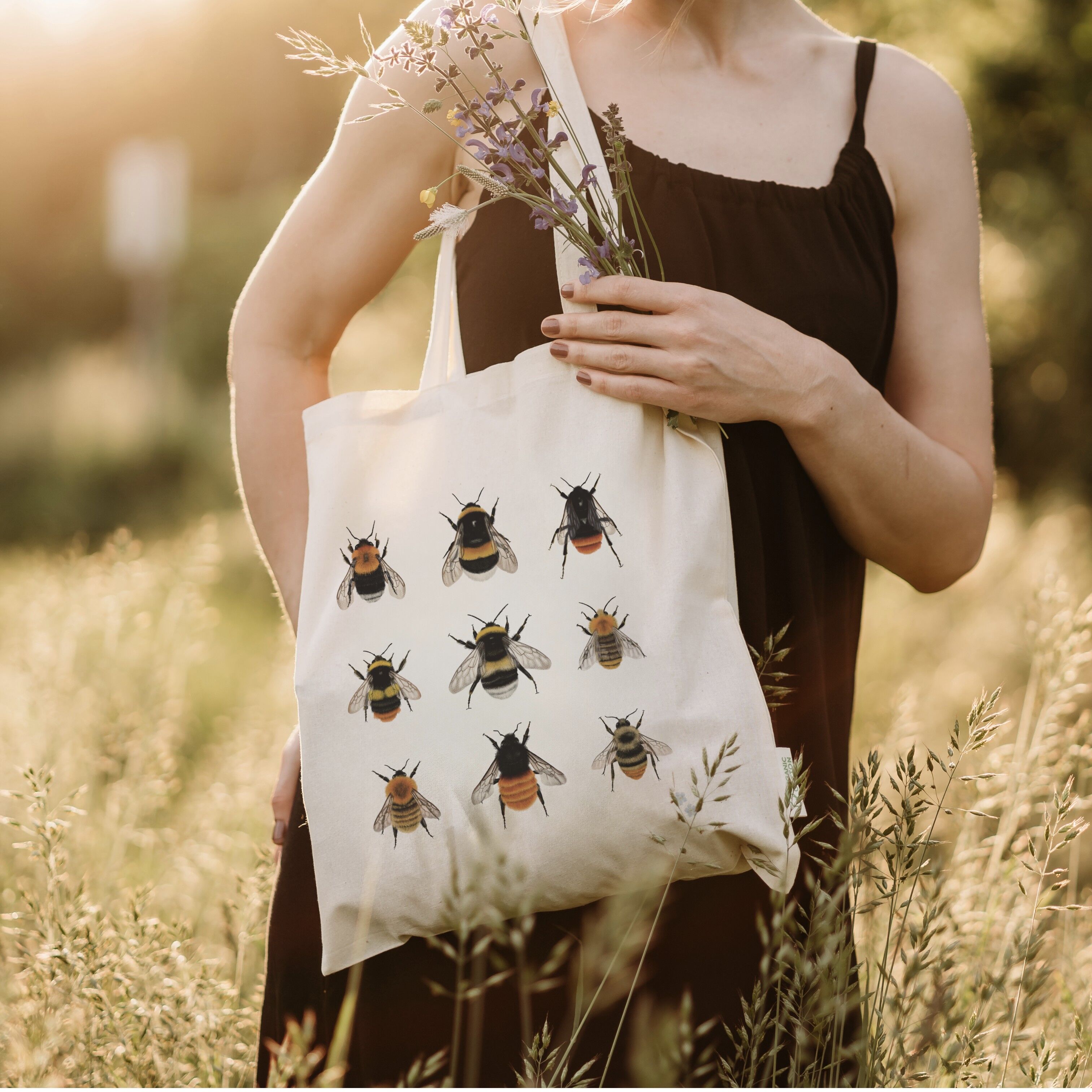 Borsa in juta con api, borsa in cotone biologico stampata, borsa in tessuto con illustrazione di api selvatiche