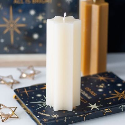 Vela cónica en forma de estrella con efecto noche estrellada color crema