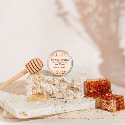 Honey and propolis lip balm