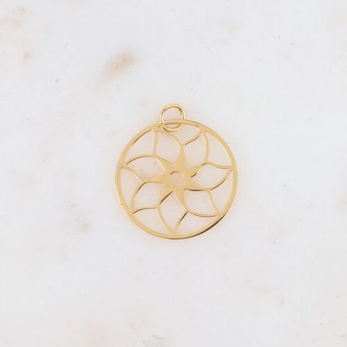 Pendentifs ronds ajourés de façon rosace