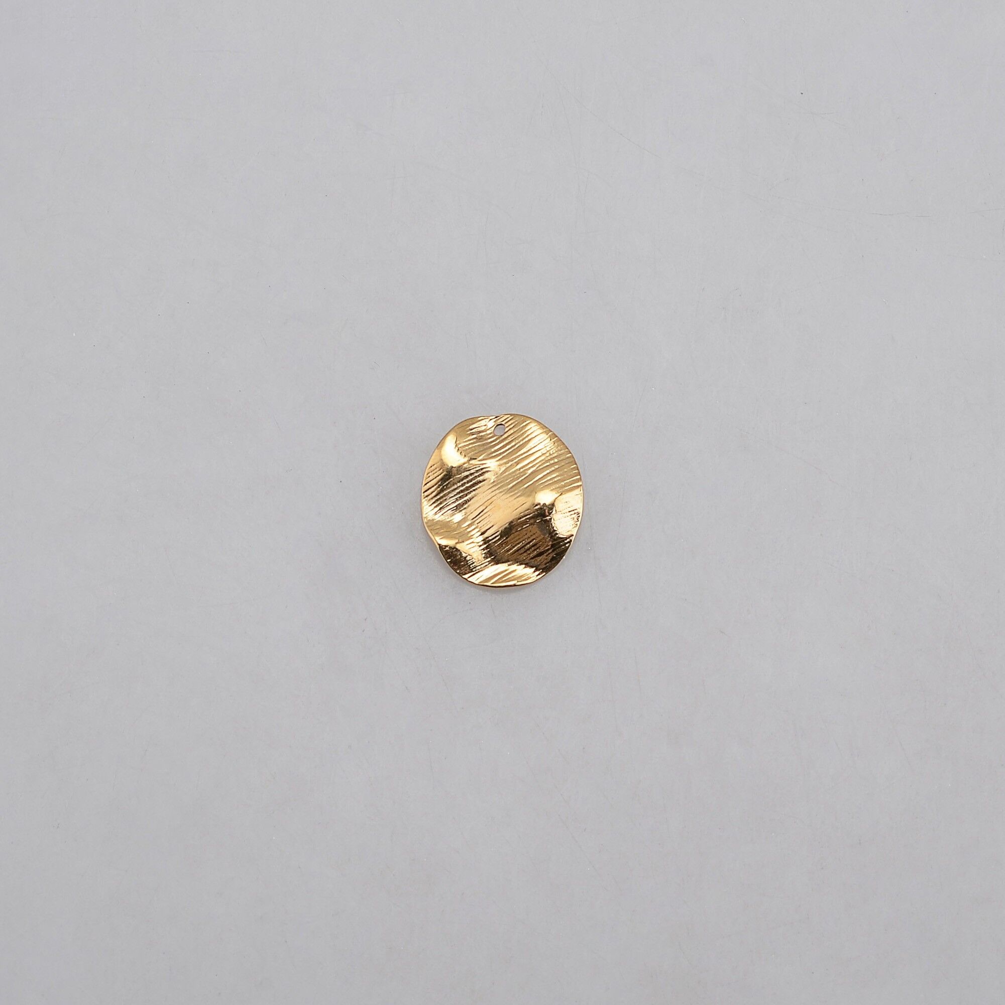 Pendenti ovali ondulati testurizzati (TAGLIA S)