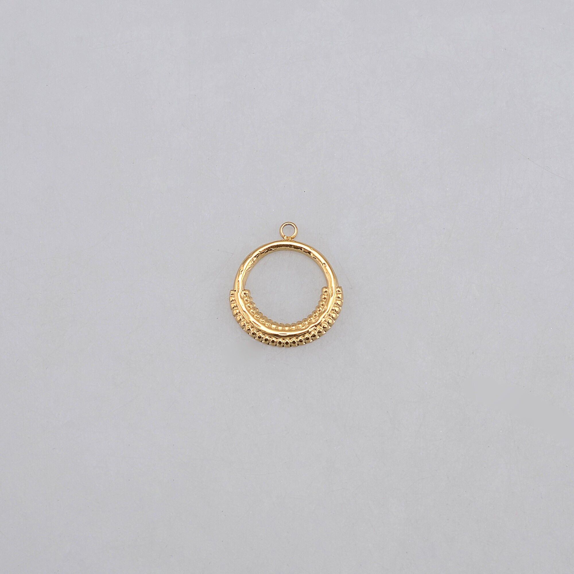 Ciondoli ad anello testurizzati