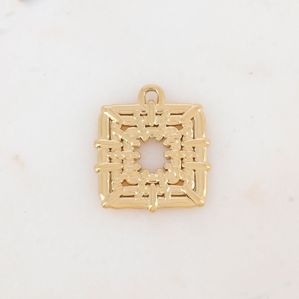 Pendenti quadrati traforati