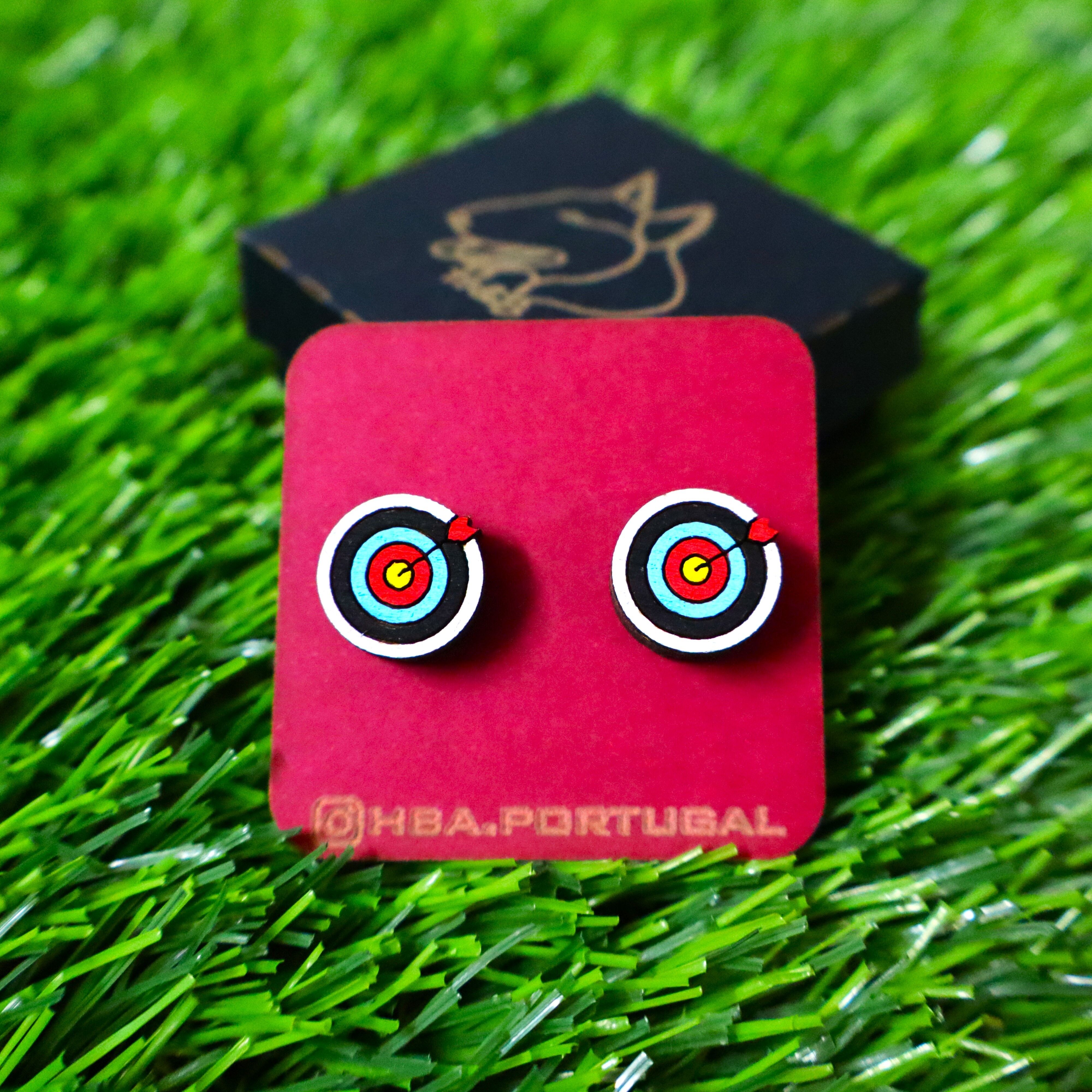 Orecchini in legno con freccia colorata, gioiello in legno con arco fatto a mano