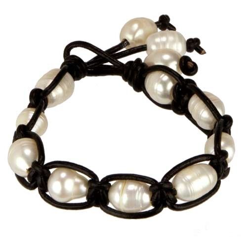 Exclusive bracelet with cultured pearls 2