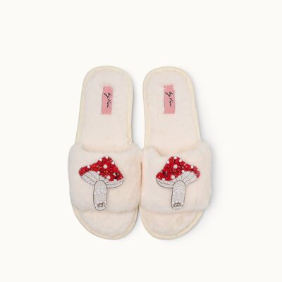 Pair of brooches for slippers: Mushrooms