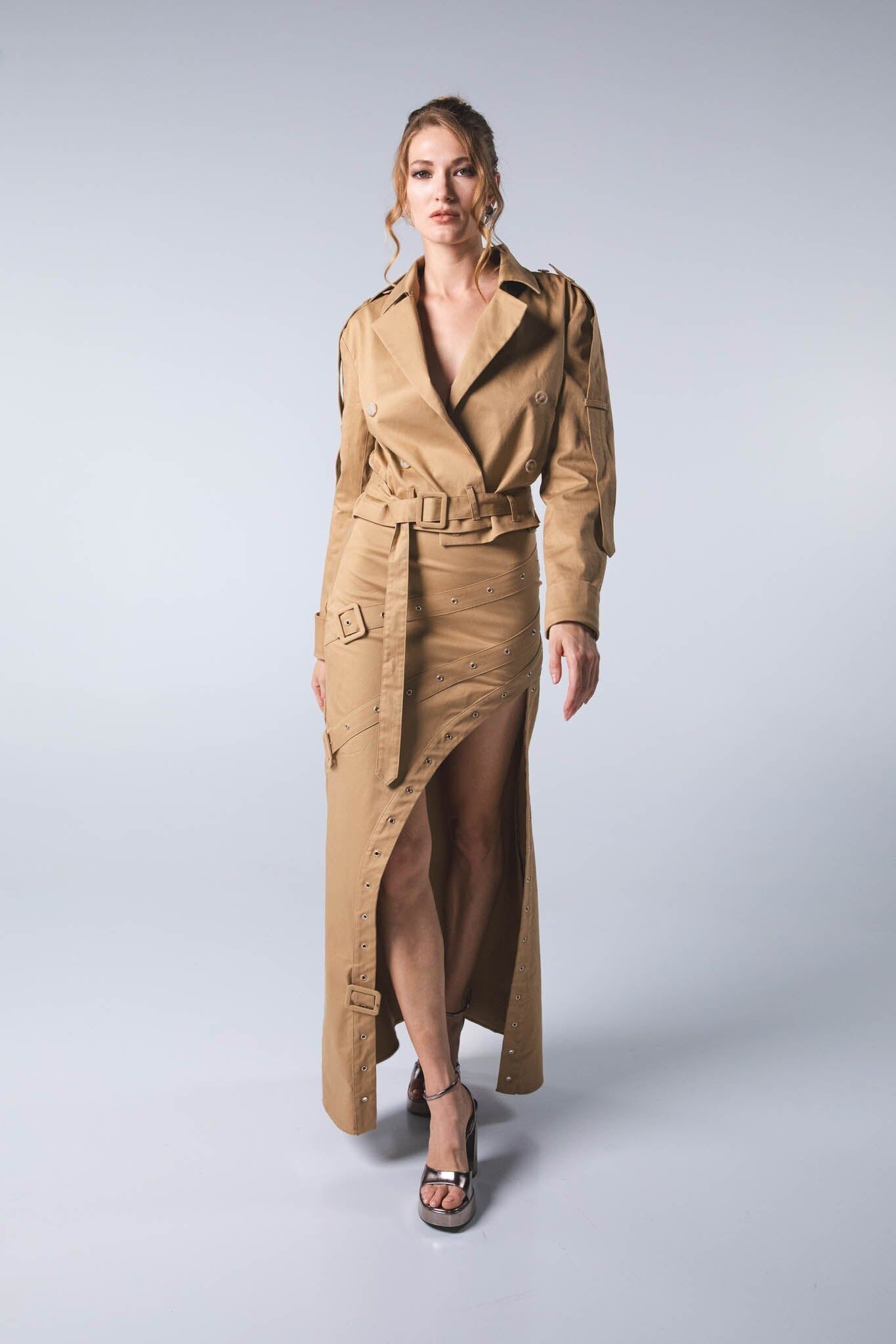 langgestreiftes Kleid