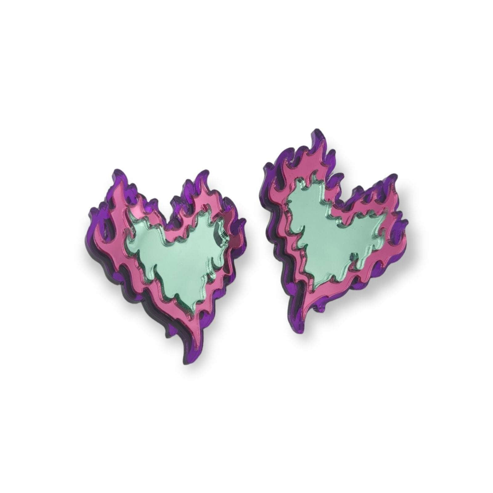 Hot Babe Heart | Earrings