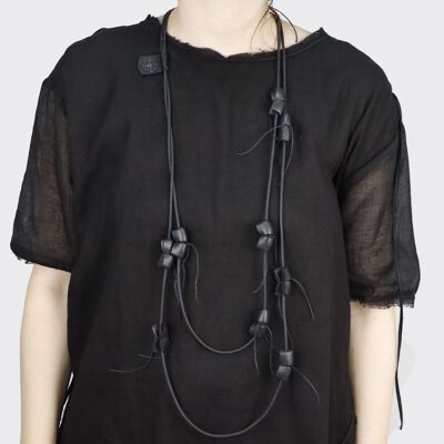 COLLAR MUJER A.Tom SS25 negro