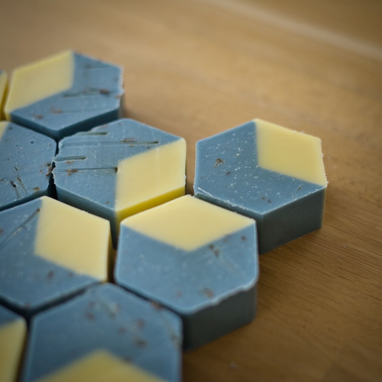 Lavandine - White Diamond - Cold soap - Sweet Almond and Lavender flowers