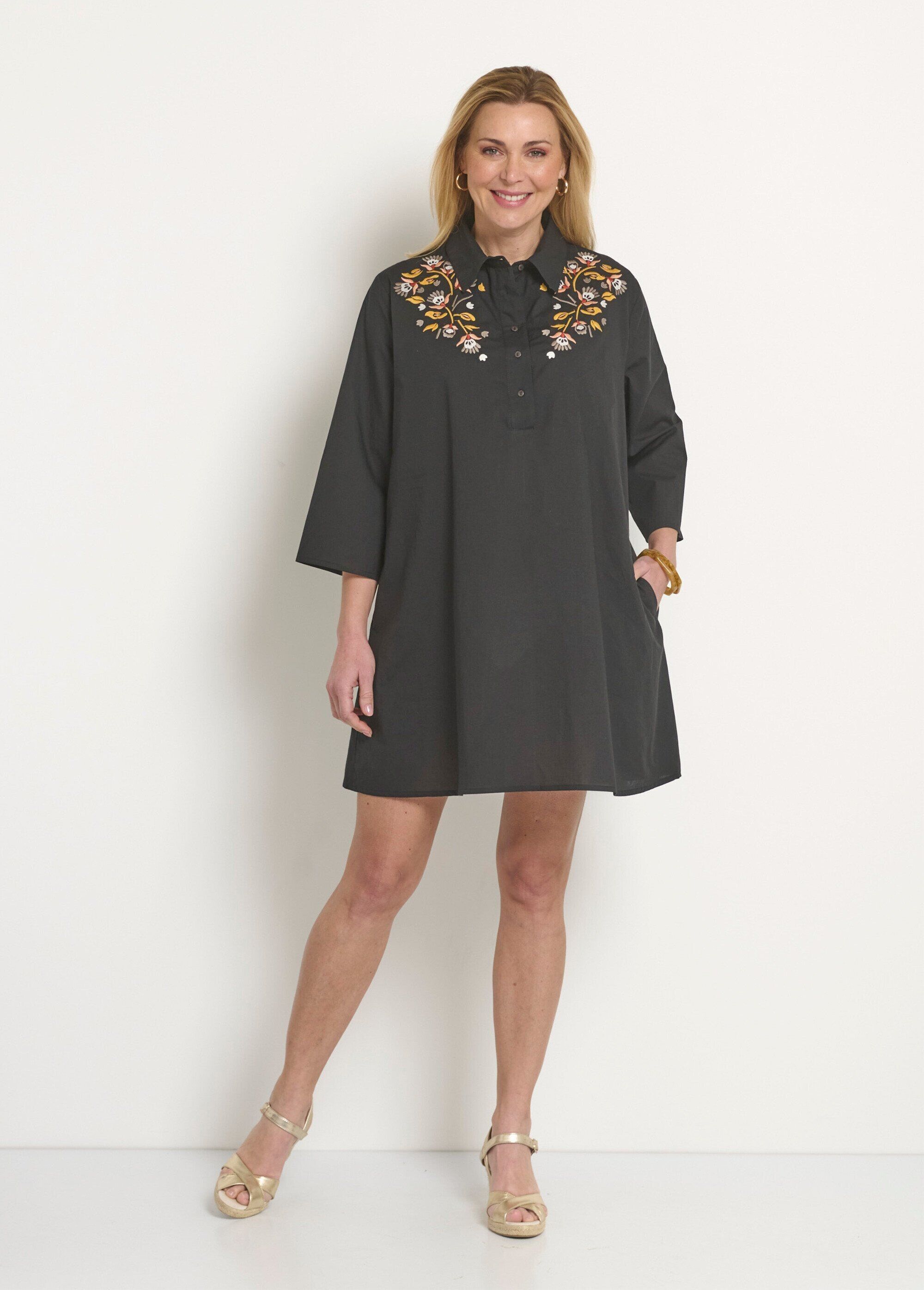 3/4 sleeve cover dress with colorful embroidery