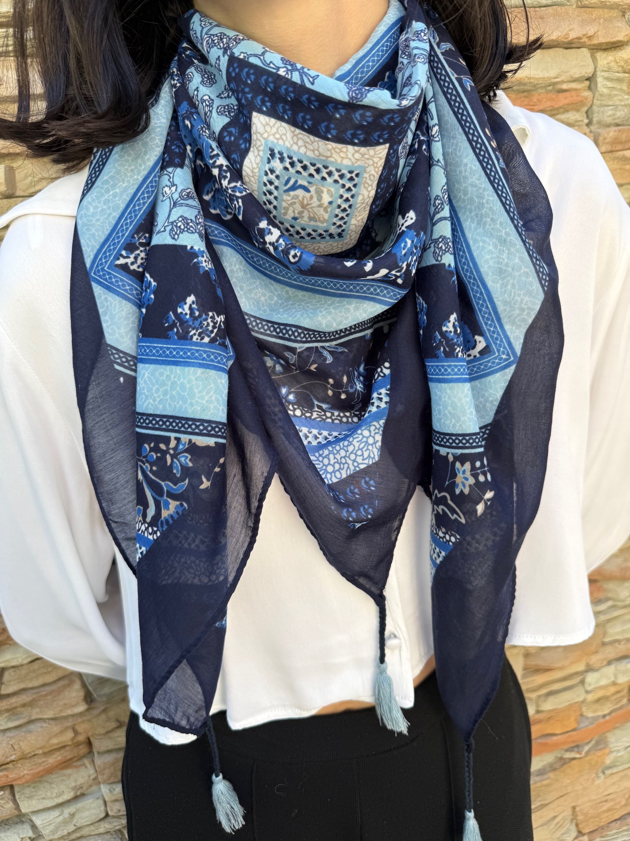 Bufanda cuadrada 100% poliéster - 90 x 90 cm