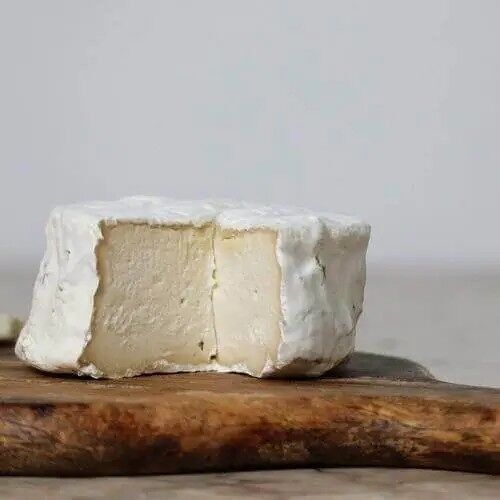 Cajuberto - Camembert Style Cashew Based Vegan Cheese