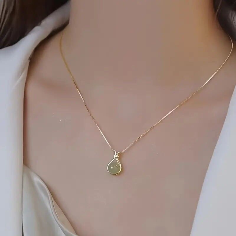 1 collier élégant et simple en acier titane de luxe pour femme, pendentif en zircone synthétique