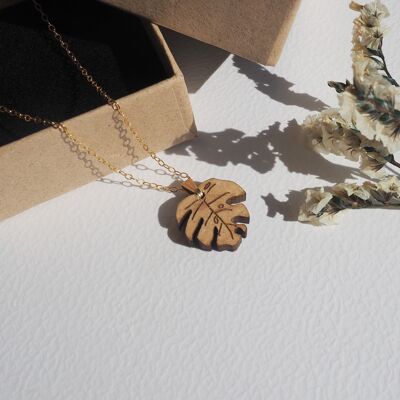 MONSTERA necklace