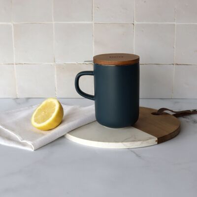 Teiera Juliet blu in gres e coperchio in acacia 475ml