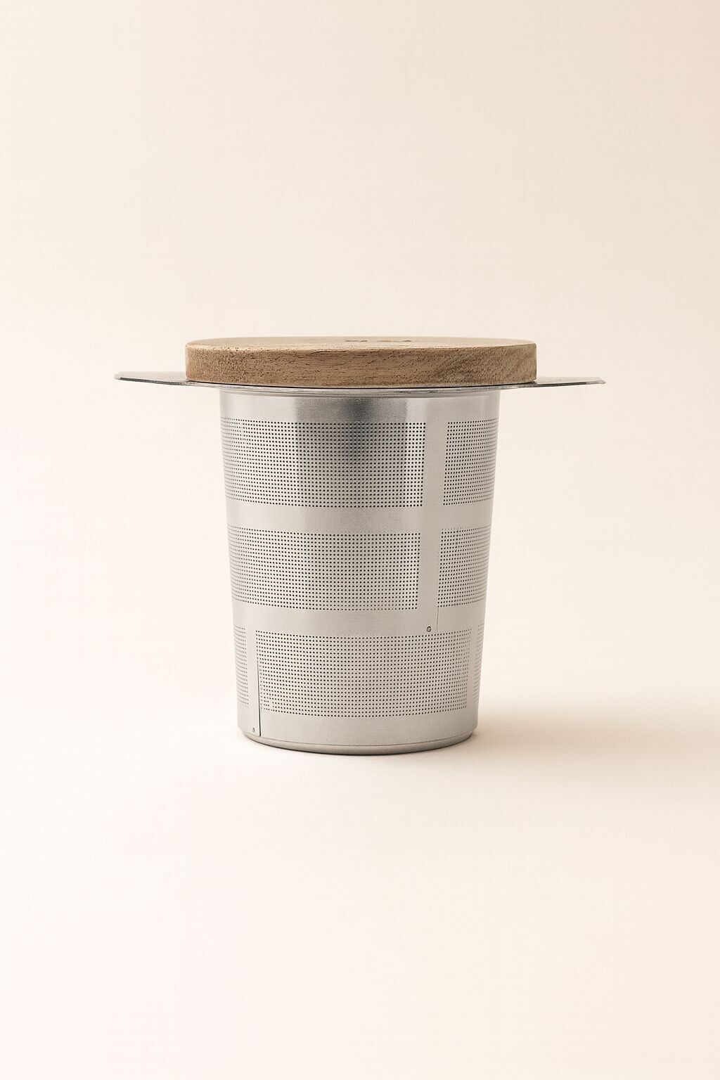 Zusammenklappbarer LUKE-Tee-Ei aus Edelstahl mit Deckel aus Akazienholz