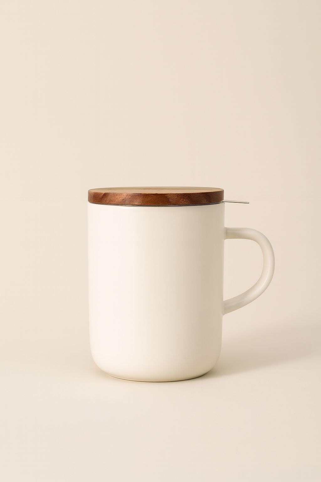 Weiße Steingut-Teekanne mit Akazienholzdeckel, 475 ml, JULIET