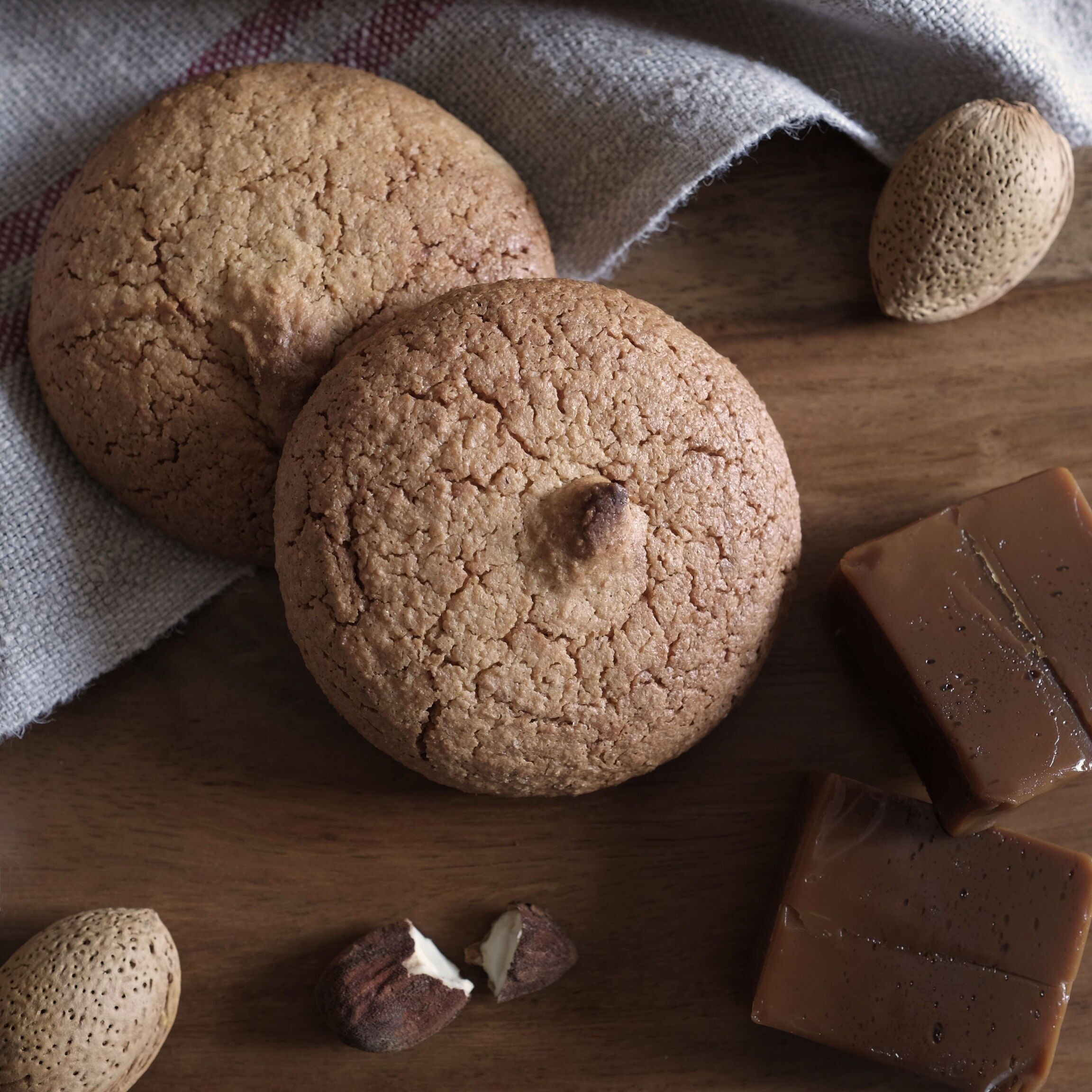 Amaretti al caramello e burro salato