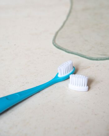 Sachet de 10 Brosse à dents rechargeable pour enfant Bleu - SOUPLE 2