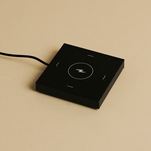 Dam Square Wireless Charging Station with 1 Charging Port – Easy & Functional