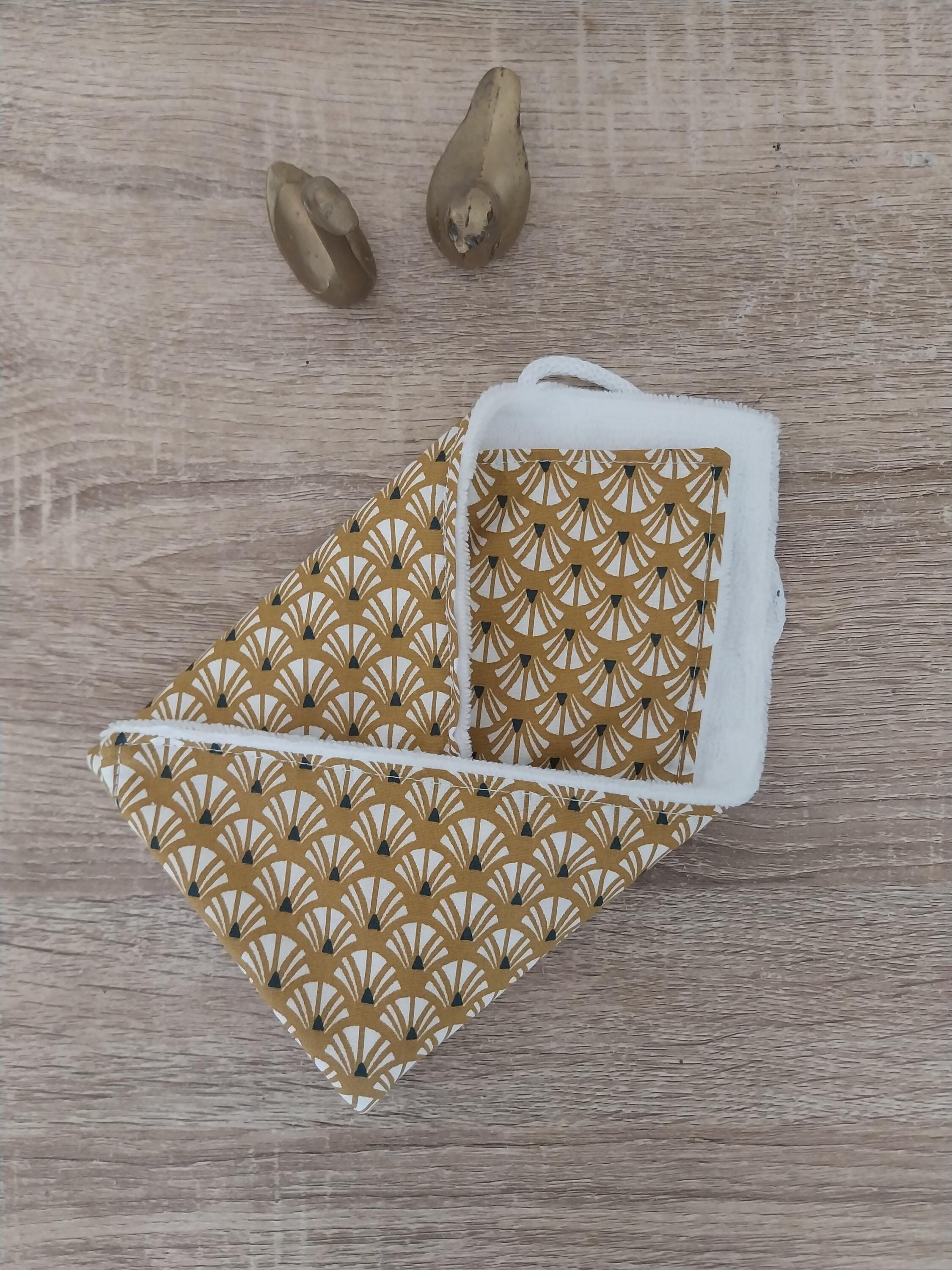 Bamboo sponge face towel or hand towel, 30*30cm mustard fan