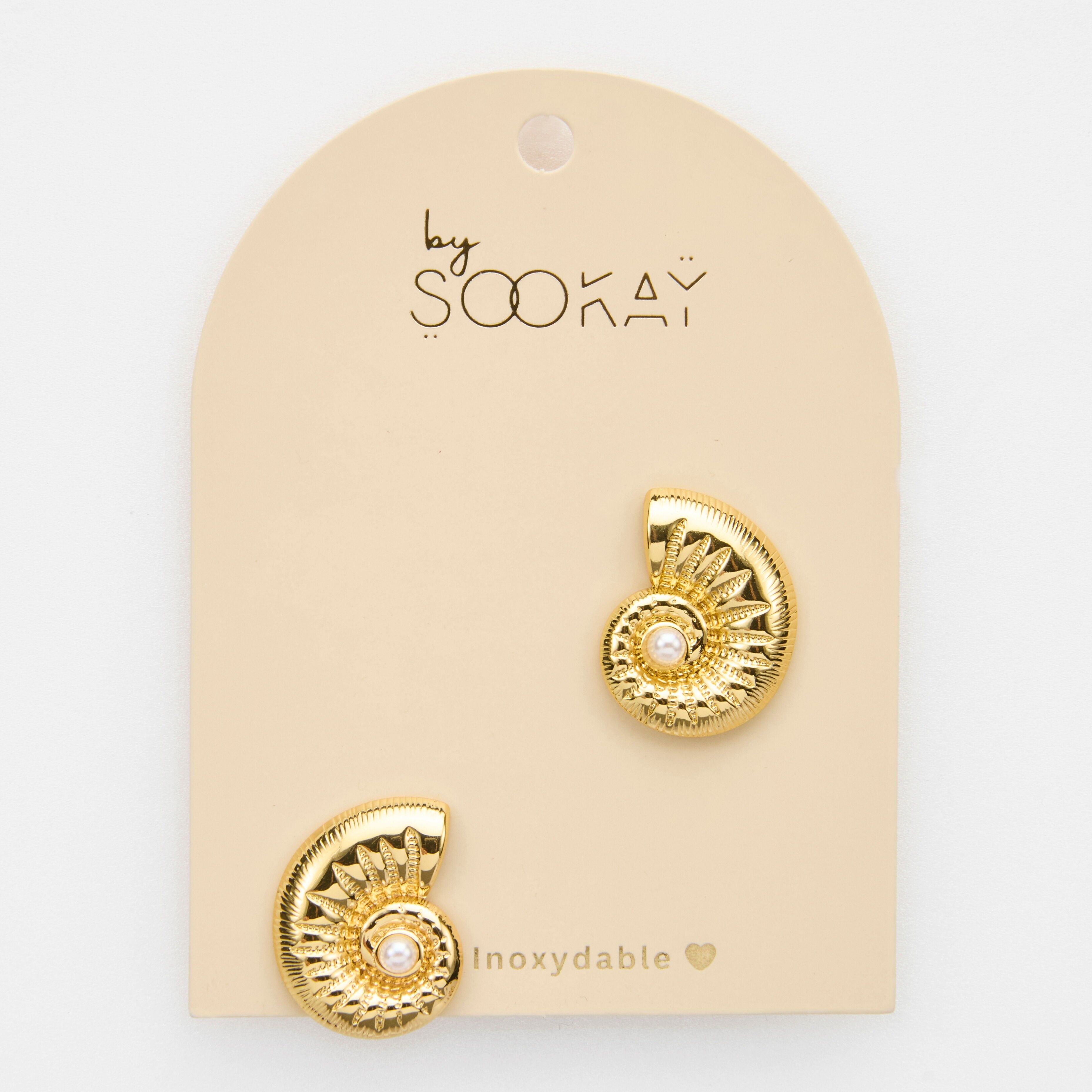 Edelstahl Ohrstecker mit Muschelmotiv, Schnecke mit goldener weißer Perle