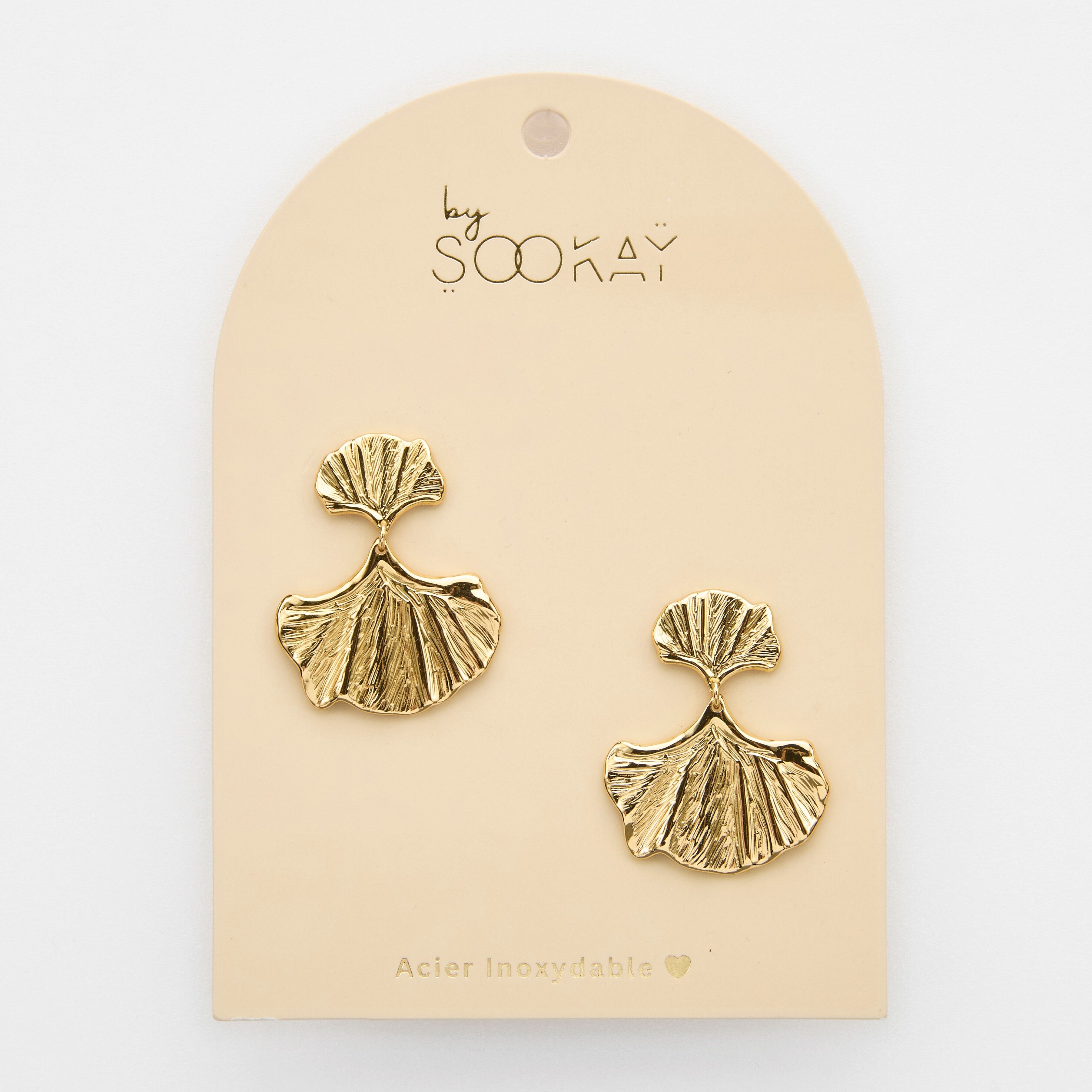 Ohrstecker aus Edelstahl mit Muschelmotiv, goldener Mactra.