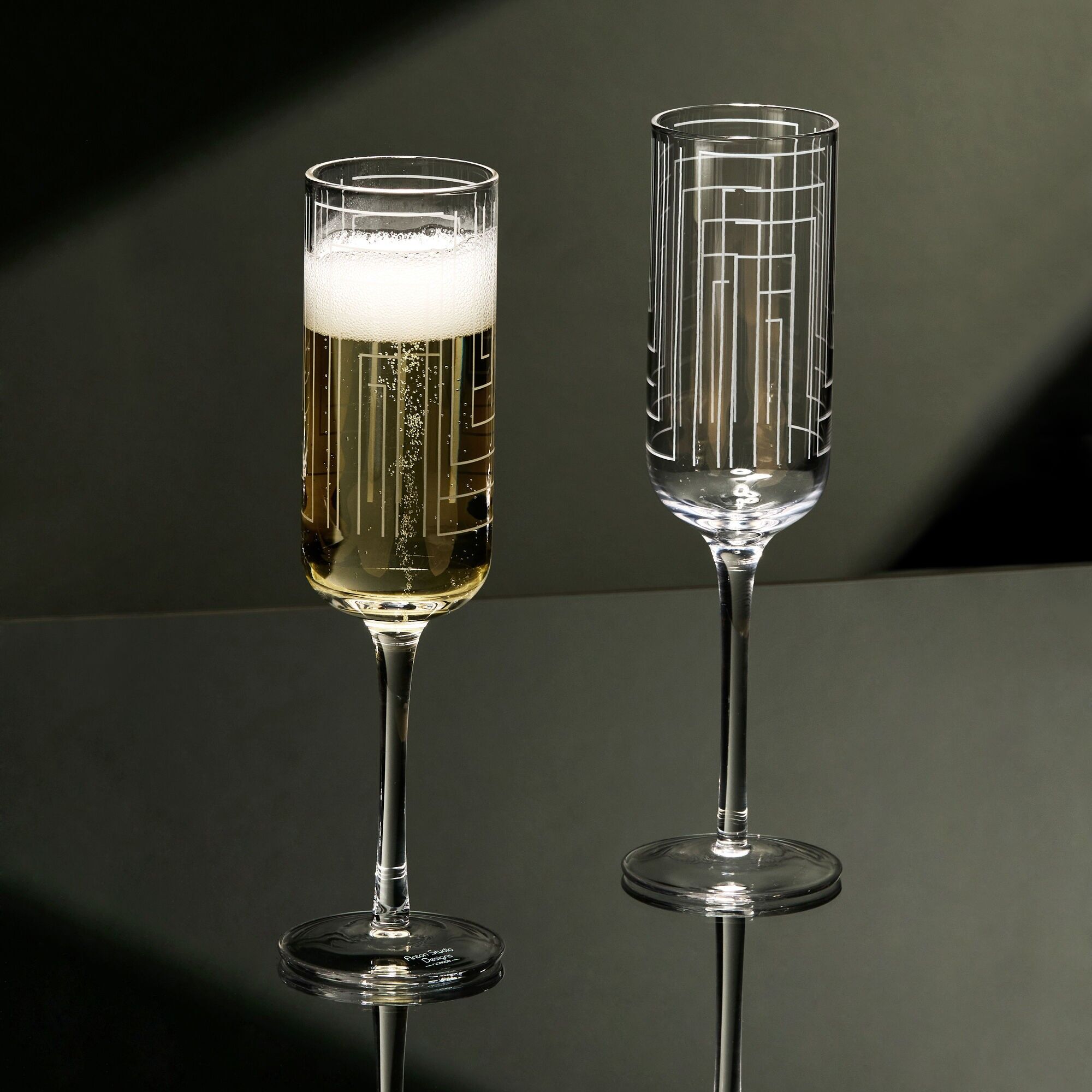 Maze Champagne Flutes, Set of 2