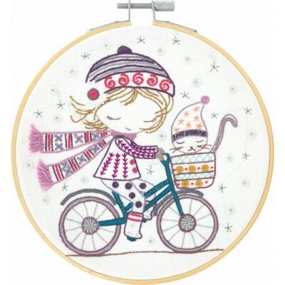 When Salomé rides a bike (sold without a circle)