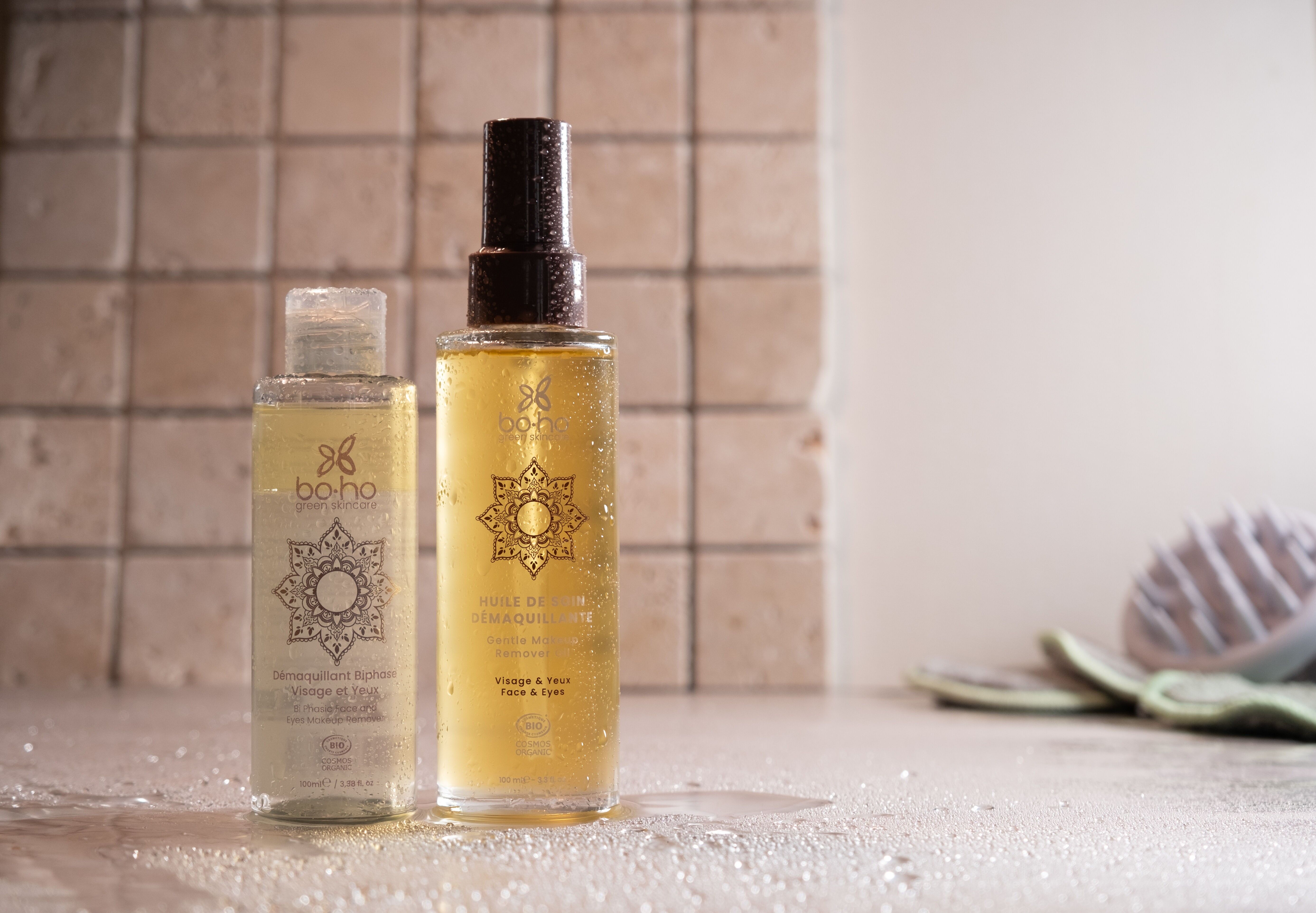 Huile de soin démaquillante