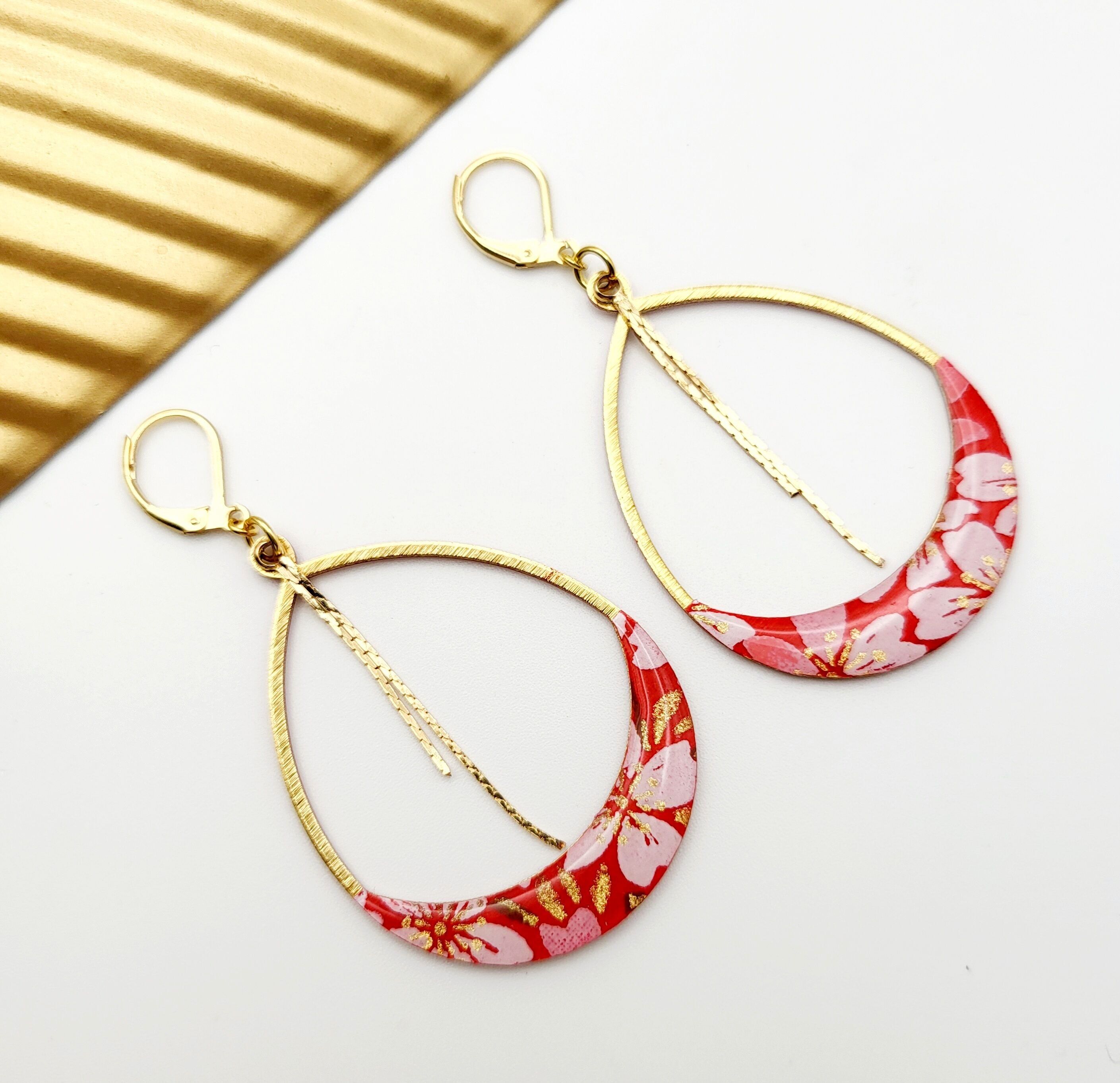 Boucles d'oreilles IWA / grandes et pendantes / 4 coloris