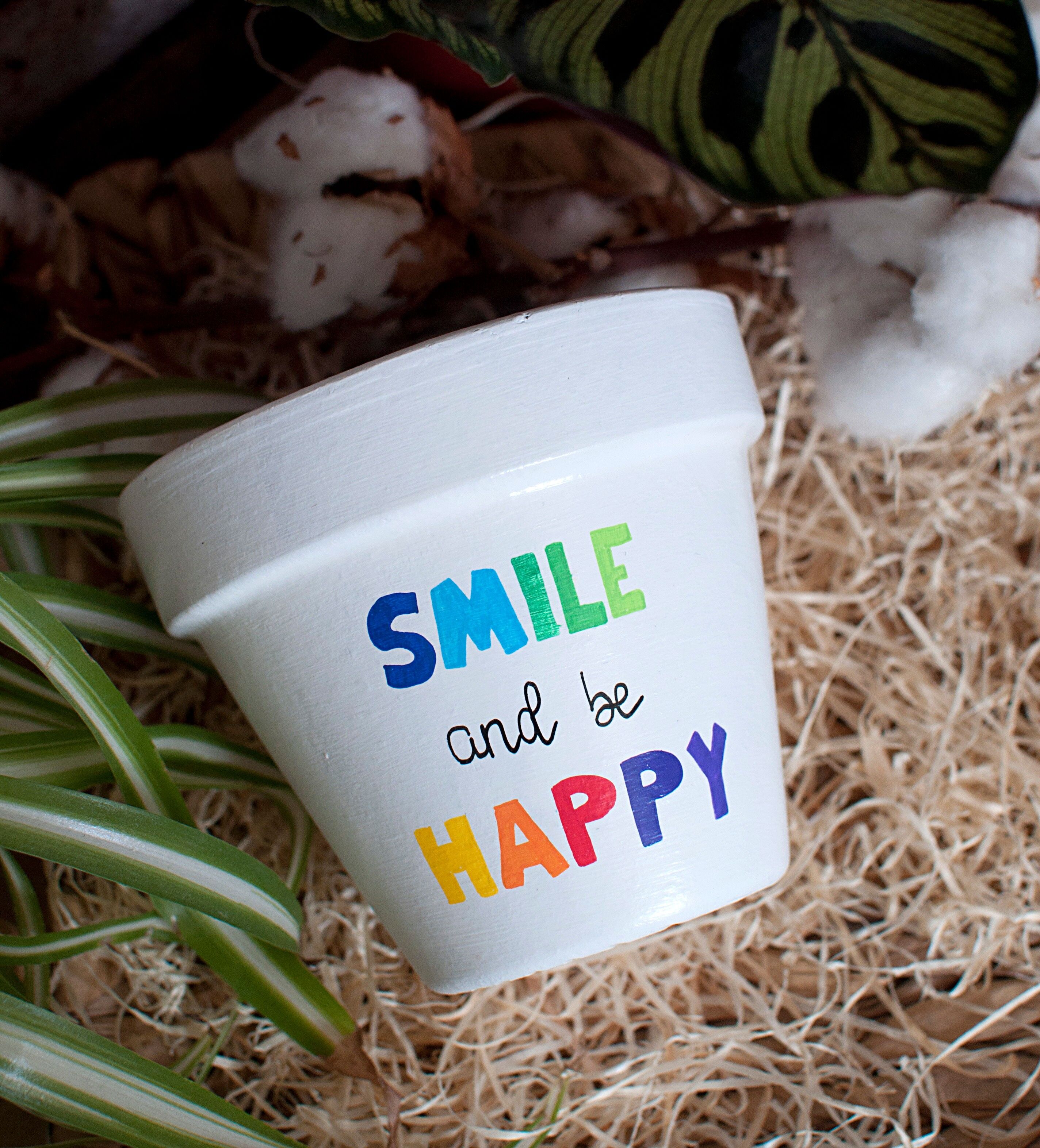 Vaso di fiori personalizzato: "Sorridi e sii felice"