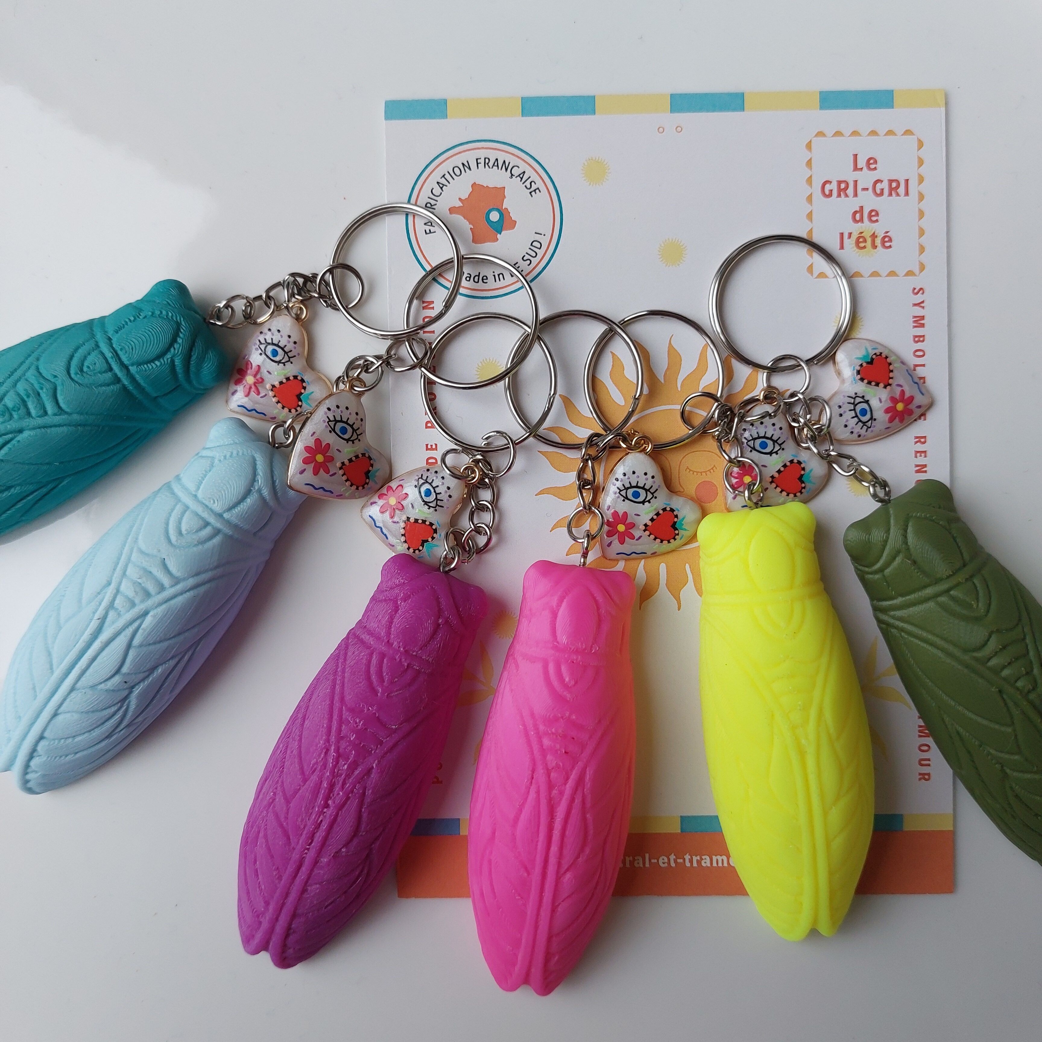 Schlüsselanhänger mit Zikade – Taschenanhänger, hergestellt in Frankreich