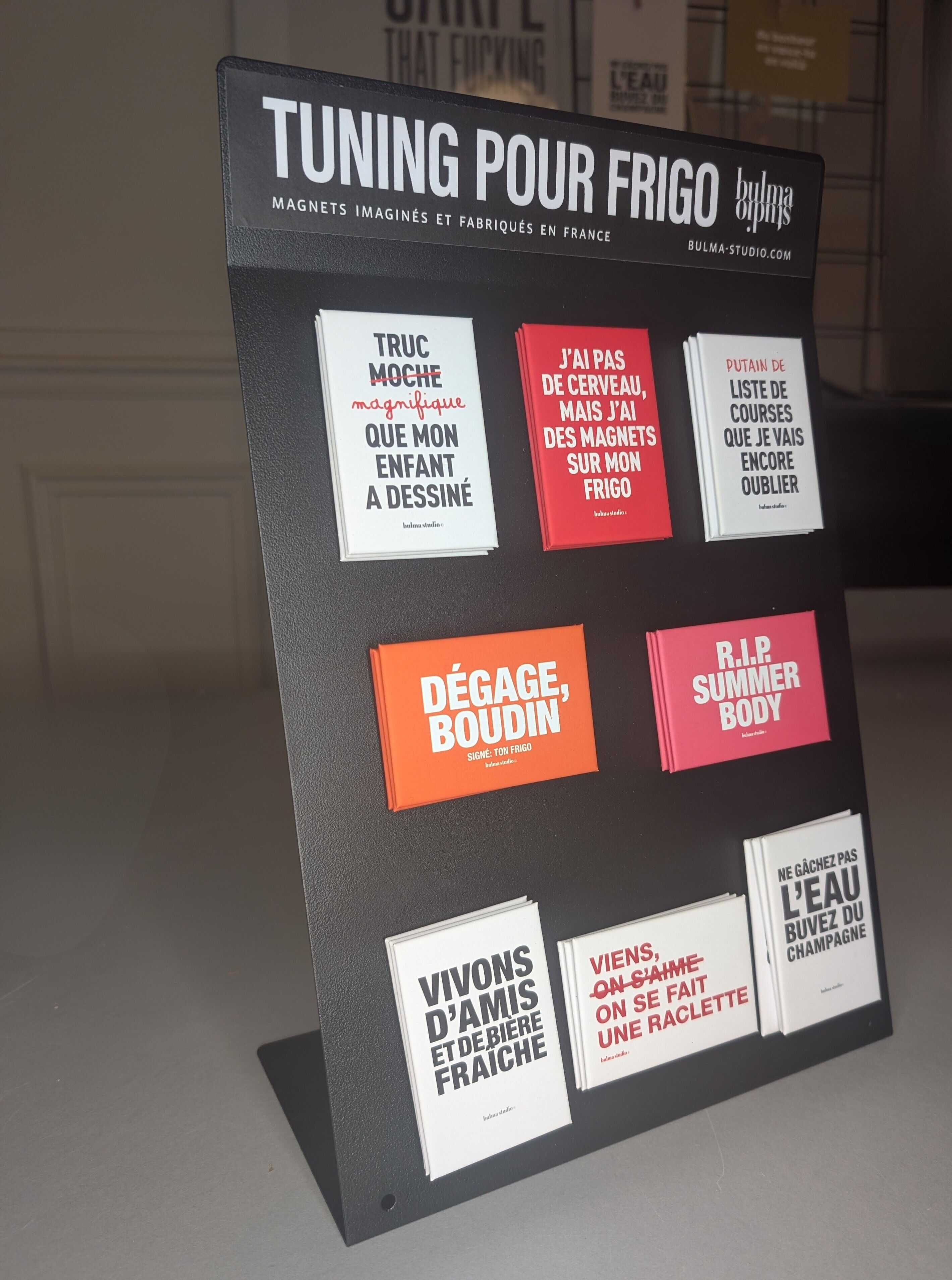 Espositore per magneti