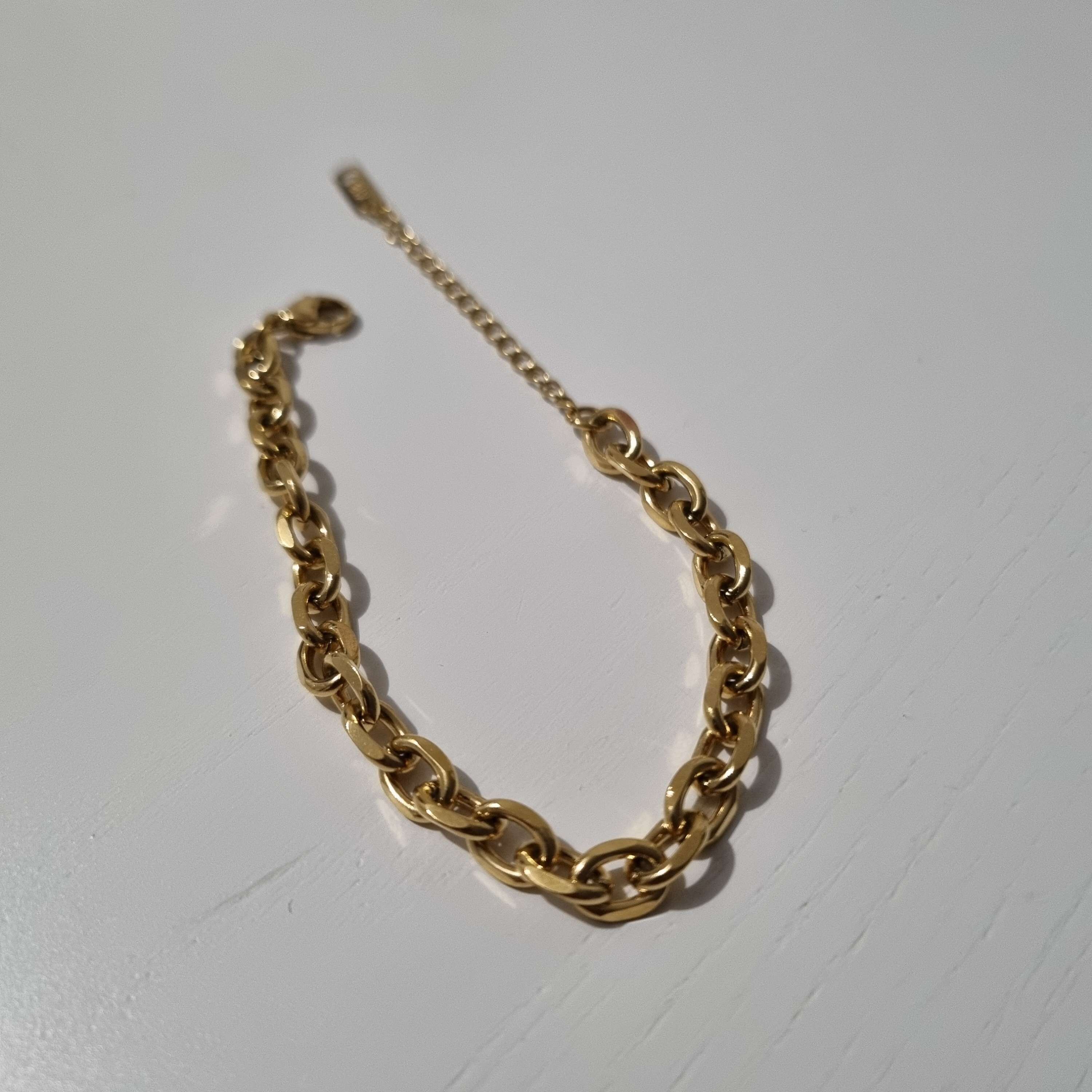 Neela Hypoallergenes wasserdichtes Edelstahlarmband