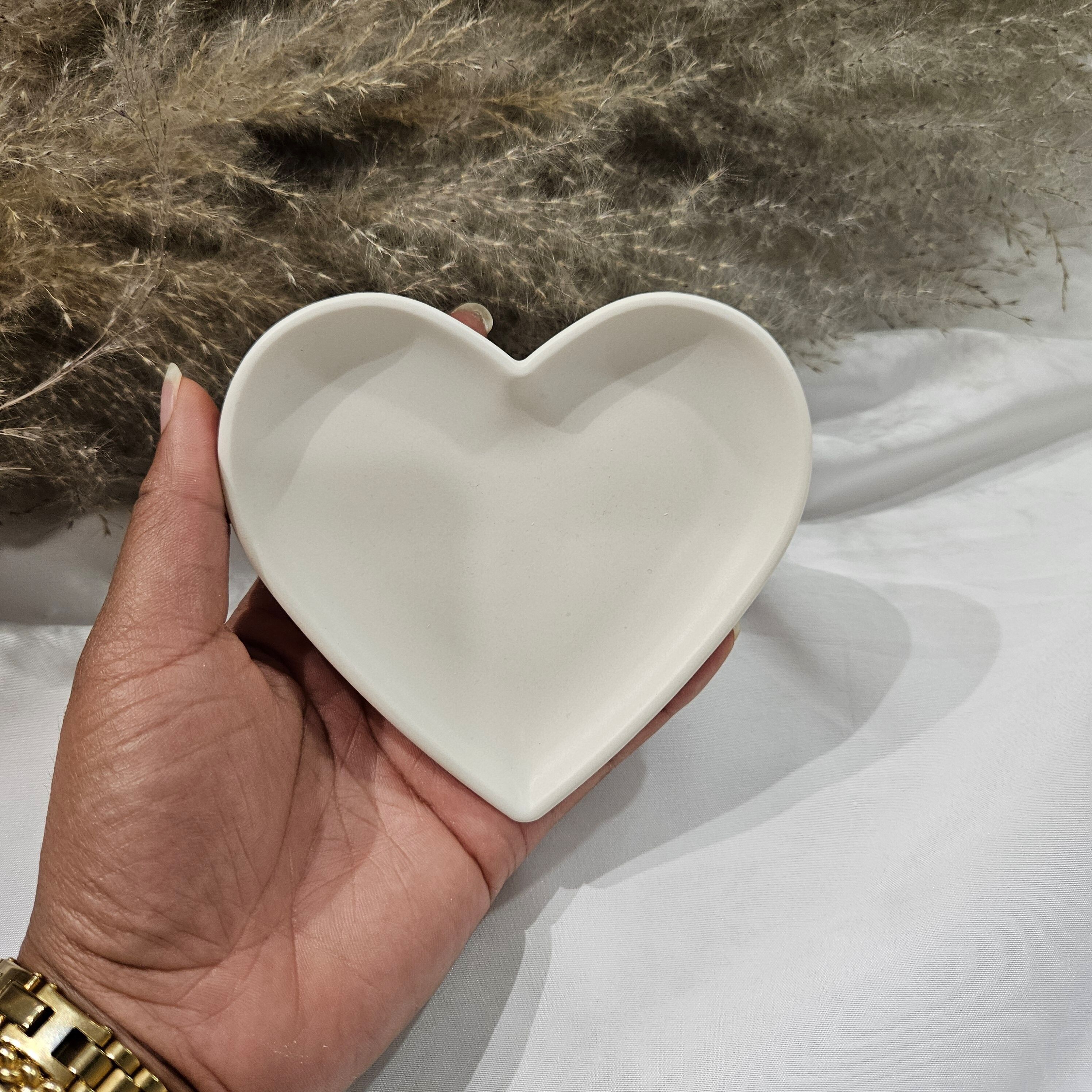 Handmade Jesmonite Heart Tray