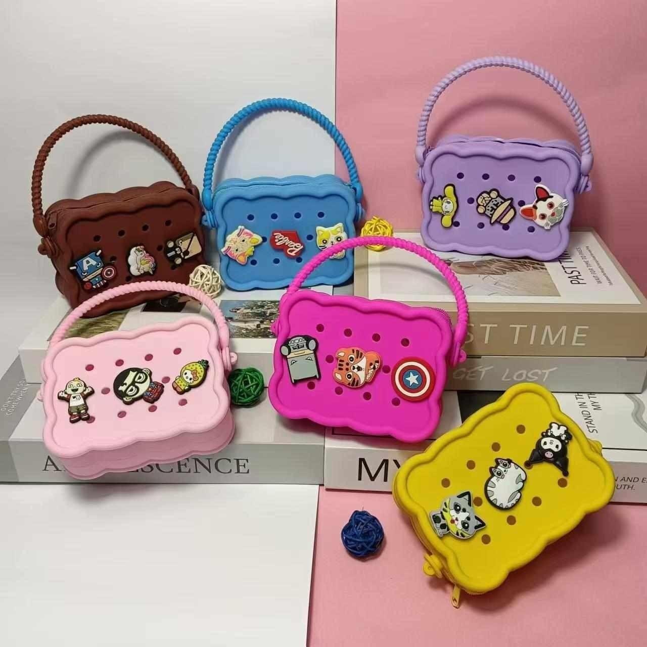 [ KH871 ] Silikon Kindergeldbörse mit Anhängern