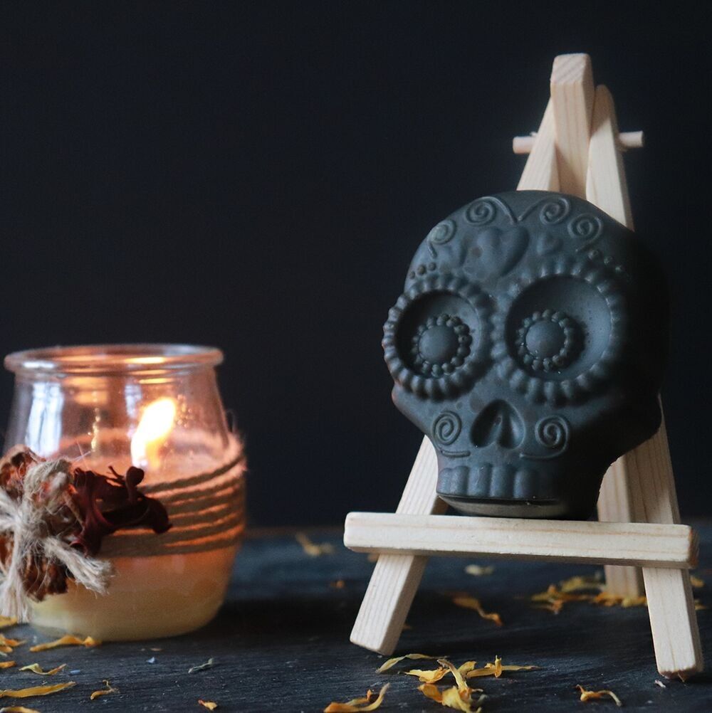 Sapone Purificante al Carbone Attivo – Edizione Teschio