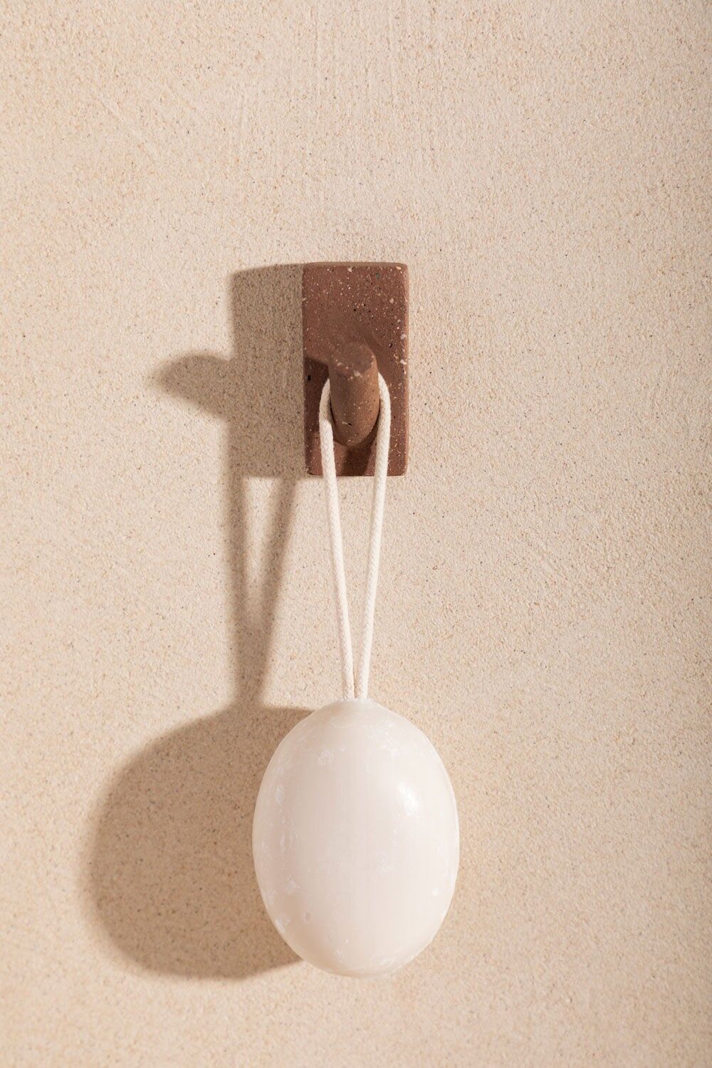 Concrete coat hook — PIA