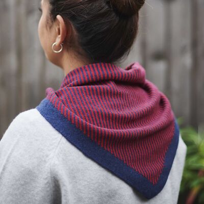 SCIARPA A TRIANGOLO - lana d'agnello - righe sottili - scarlatto/blu navy