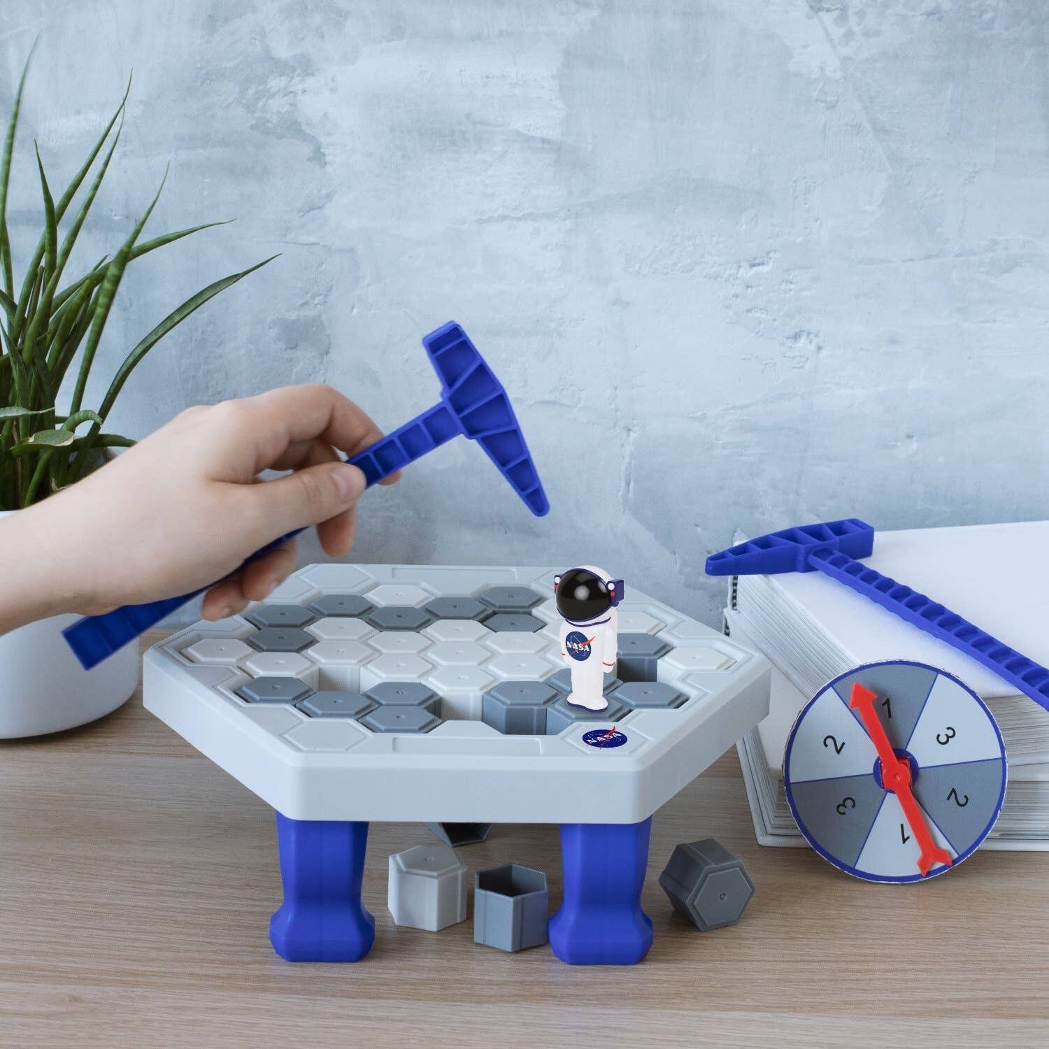 NASA Strategiespiel "Moon Miner" Game