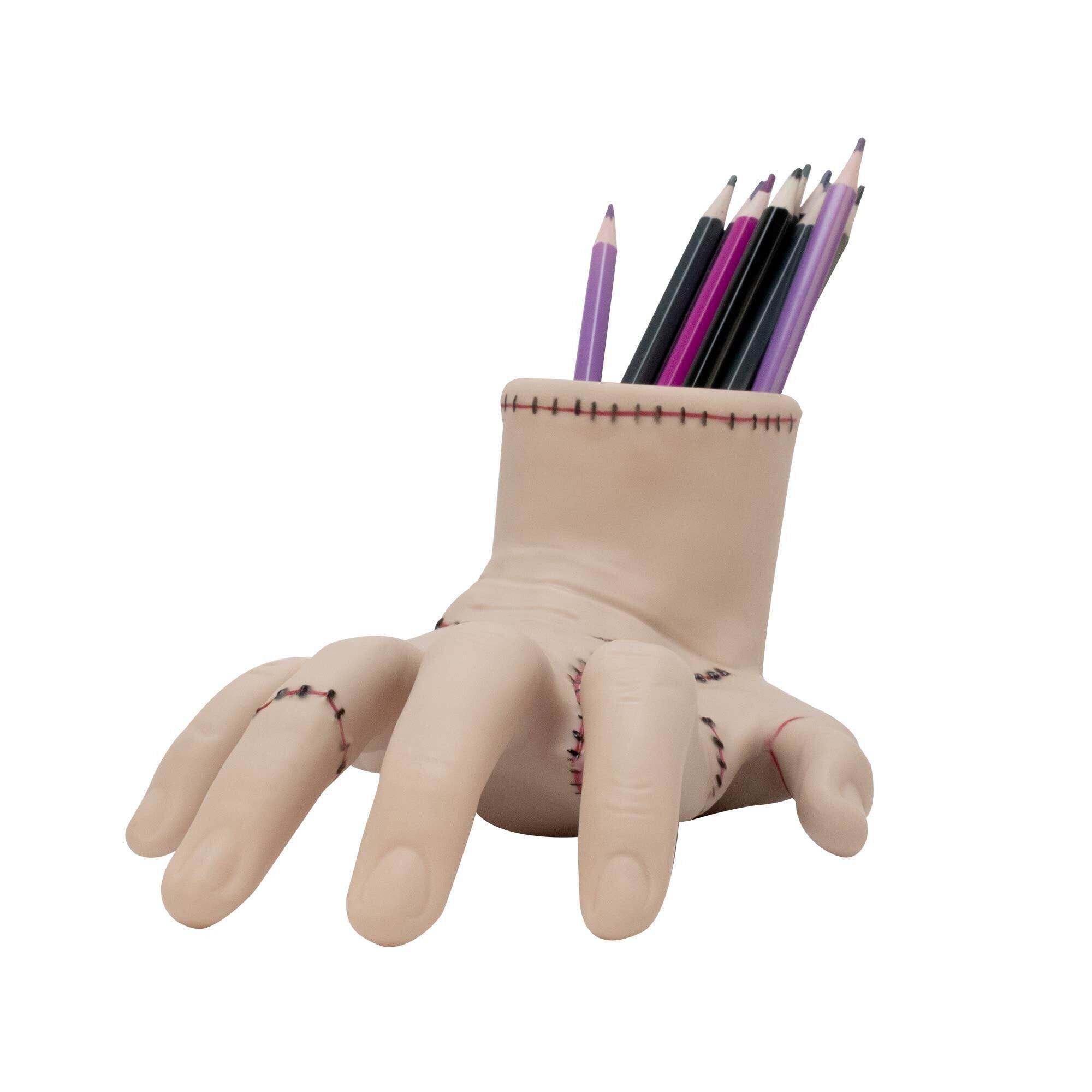 WEDNESDAY - Portapenne "Mano ghiacciata"