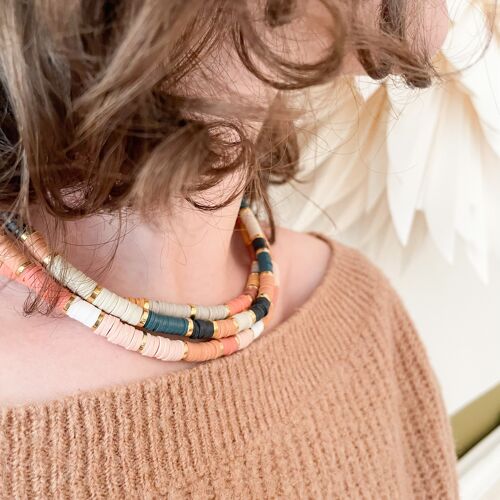 LOLA | Collier surfeur en perles plates & acier inoxydable doré