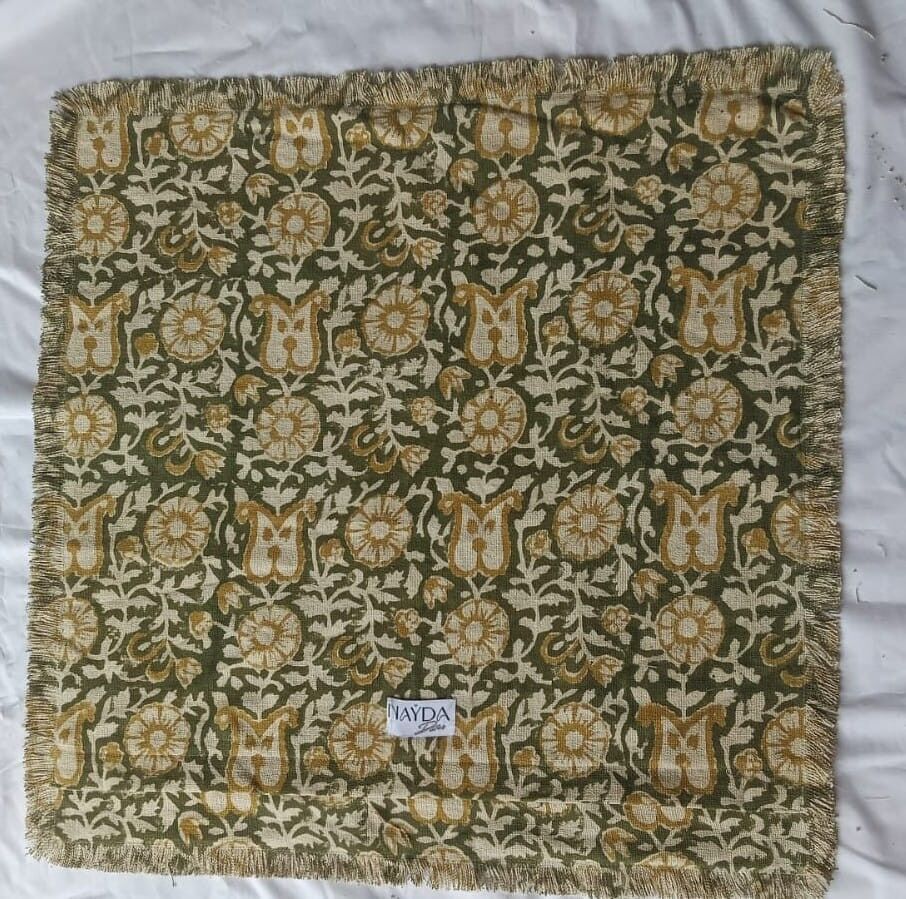 Housse de coussin vert motif block print fleur jaune