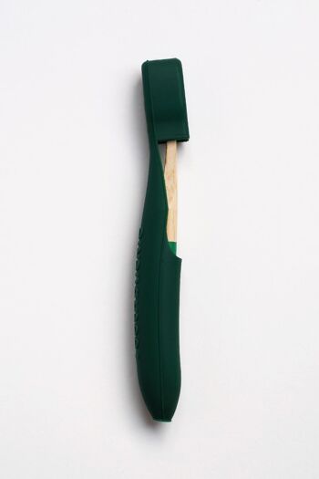 Housse de brosse à dents végétalienne entièrement recyclable + brosse à dents en bambou (vert) 1