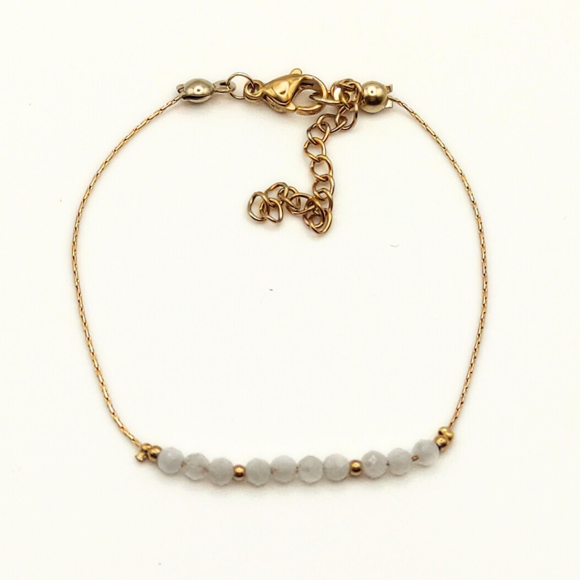 feines Armband Natursteine ​​MONDSTEIN facettierte Perlen 3mm 18k Gold Stahlkette