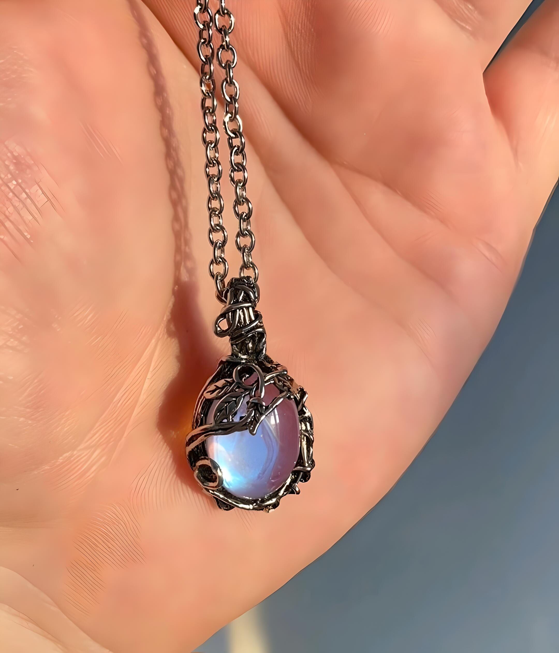 Collana di pietra di luna, collana di fata
