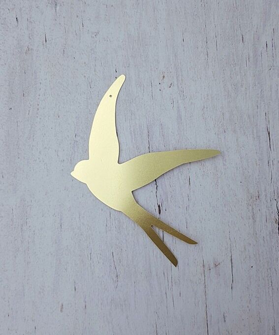 Piccola rondine in ottone in volo (8x12cm) - Decorazione da parete