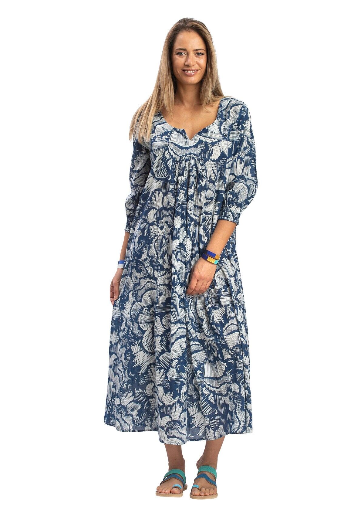 Abito ampio &quot;Navy Butterflies&quot; con scollo a V, arricciatura a 3/4, piega sul petto, cotone SMLXL